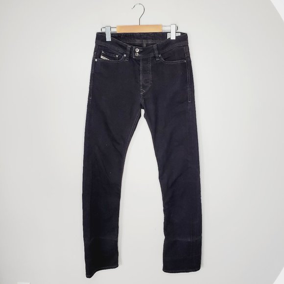 DIESEL Viker-R-Box Black Straight Jeans - Picture 3 of 9